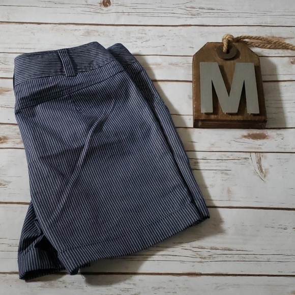 Cato navy pinstriped shorts with 6" inseam - Picture 3 of 4